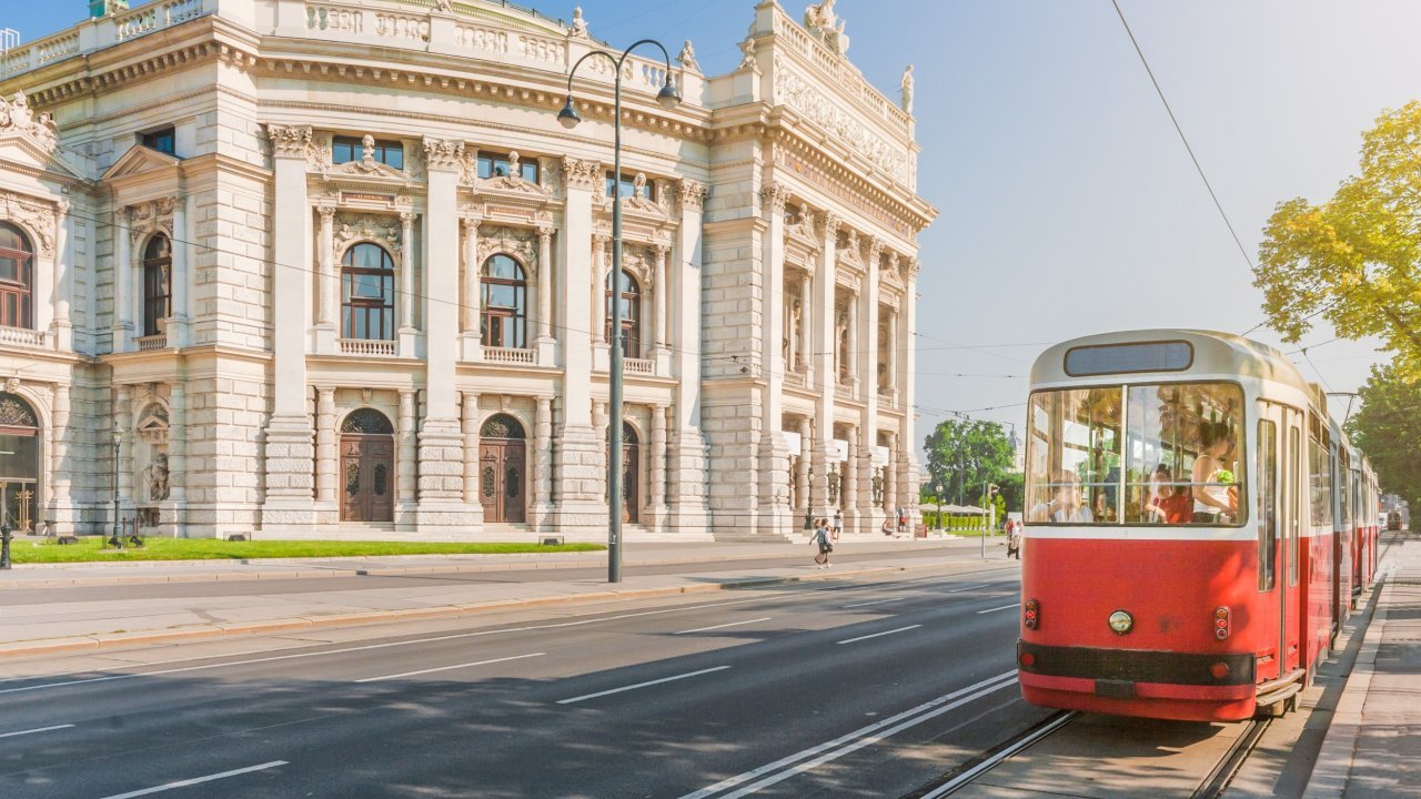 FortyPlusOne Hotel Vienna - Vlucht + Hotel Wenen