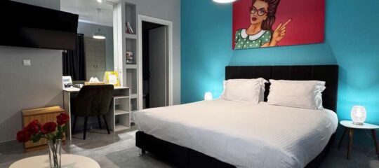 Connect Studios & Appartementen - Vlucht + hotel Athene