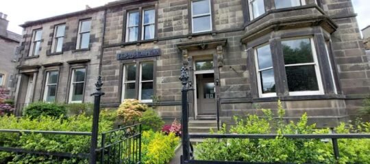 Edinburgh House - Vlucht + hotel Edinburgh