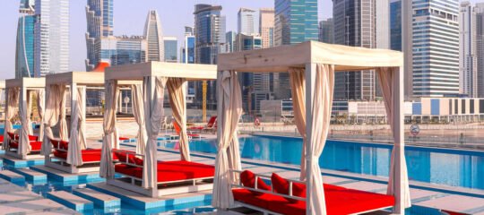 Hotel Canal Central - Vlucht + hotel Dubai