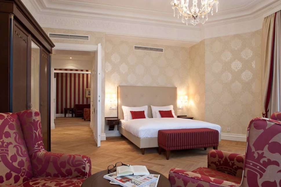 Austria Trend Parkhotel Schonbrunn - Vlucht + hotel Wenen