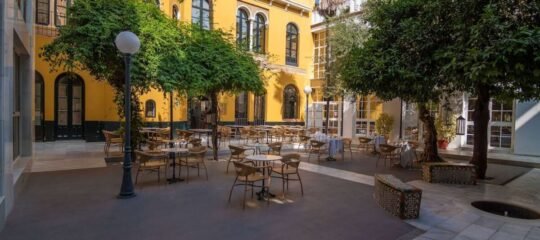 Hotel San Gil - Vlucht + hotel Sevilla