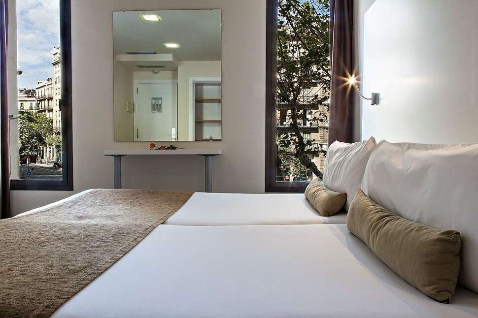 BCN Urbaness Hotels del Comte - Vlucht + hotel Barcelona