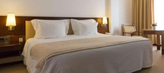 Hotel Sao Jose - Vlucht + hotel Porto