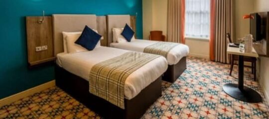 Cairn Hotel - Vlucht + hotel Edinburgh