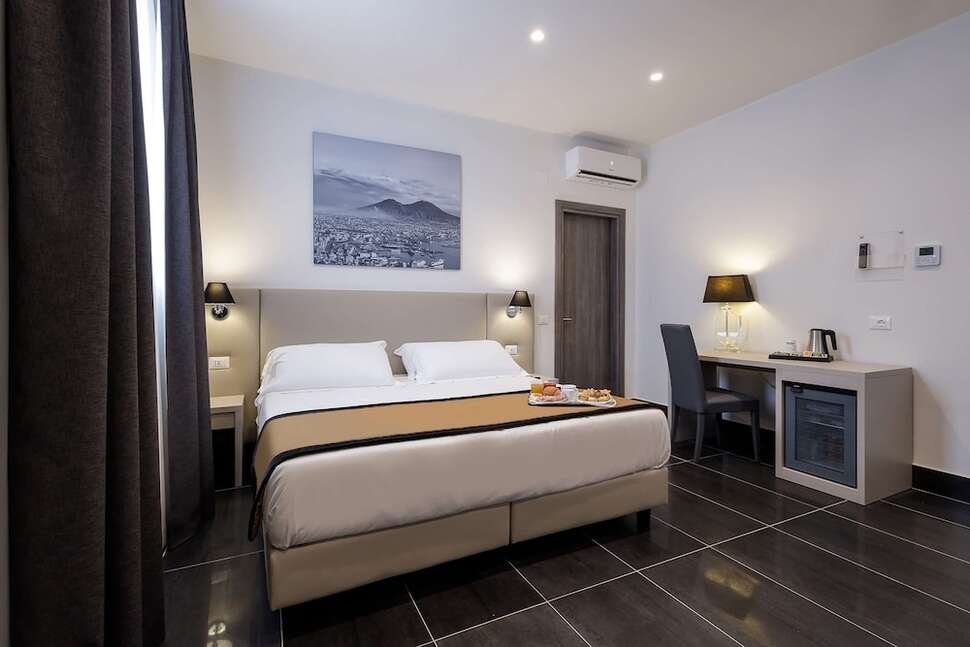 Best Western Hotel dei Mille - Vlucht + hotel Napels