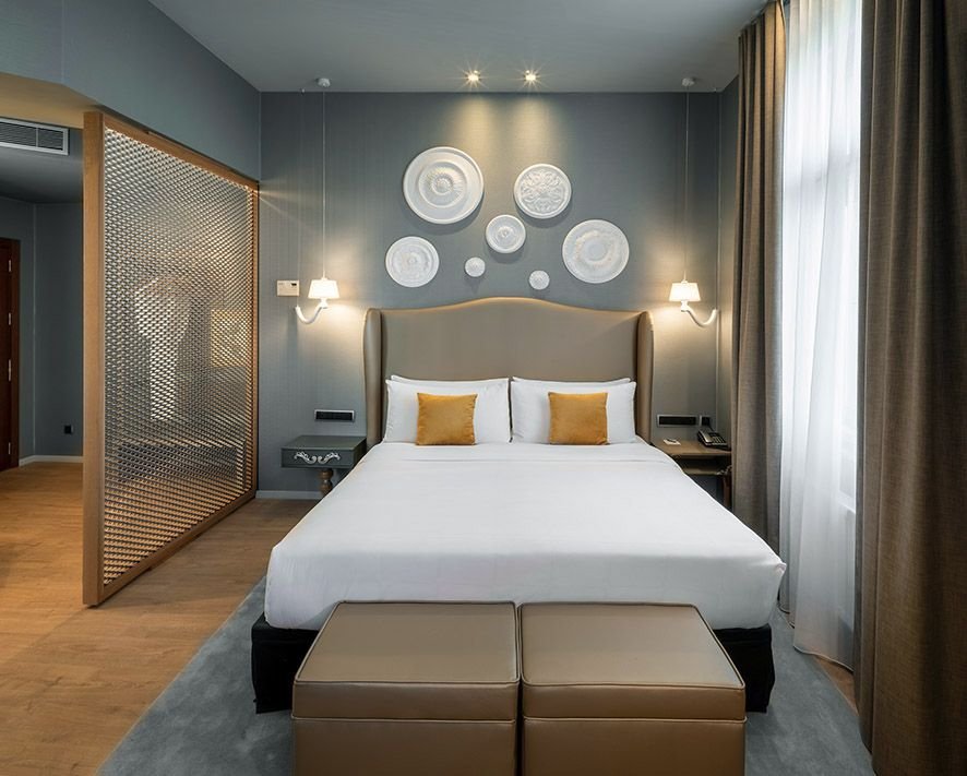 987 Prague Hotel