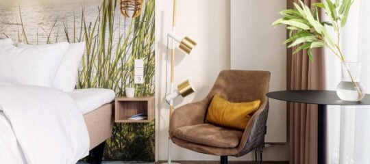 Carlton Beach | Overnacht in een hotel direct aan het strand | incl. diner