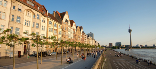 Crowne Plaza Düsseldorf - Neuss | Ons beste arrangement voor een citytrip naar Düsseldorf | incl. 3-gangendiner