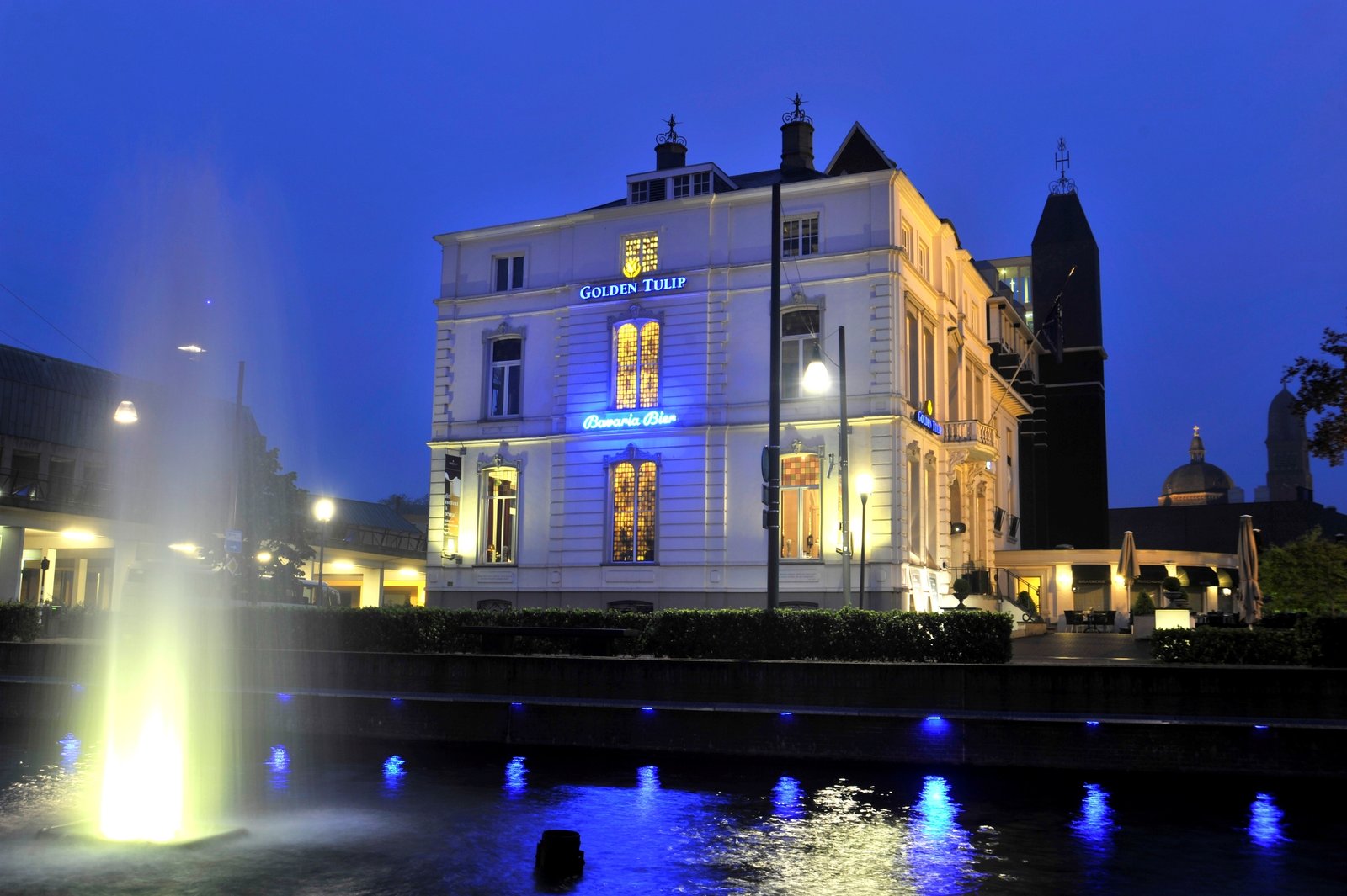 Golden Tulip West-Ende | Minivakantie: Geniet in het hart van Helmond | incl. dagelijks 3-gangendiner