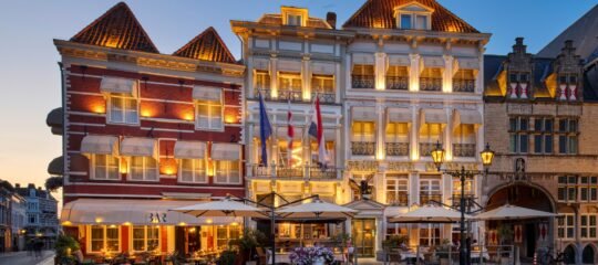 Grand Hotel De Draak | Beleef de luxe in het oudste hotel van Nederland | incl. 4-gangendiner