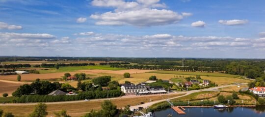 Hotel Hoogeerd | Verken en beleef in 3 dagen de mooiste fietsroutes langs de Maas | incl. 3-gangendiner