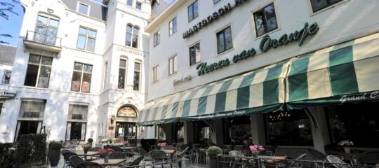 Hotel Mastbosch Breda | 2 Nachten ontspanning in een kamer met bubbelbad | incl. 3-gangendiner