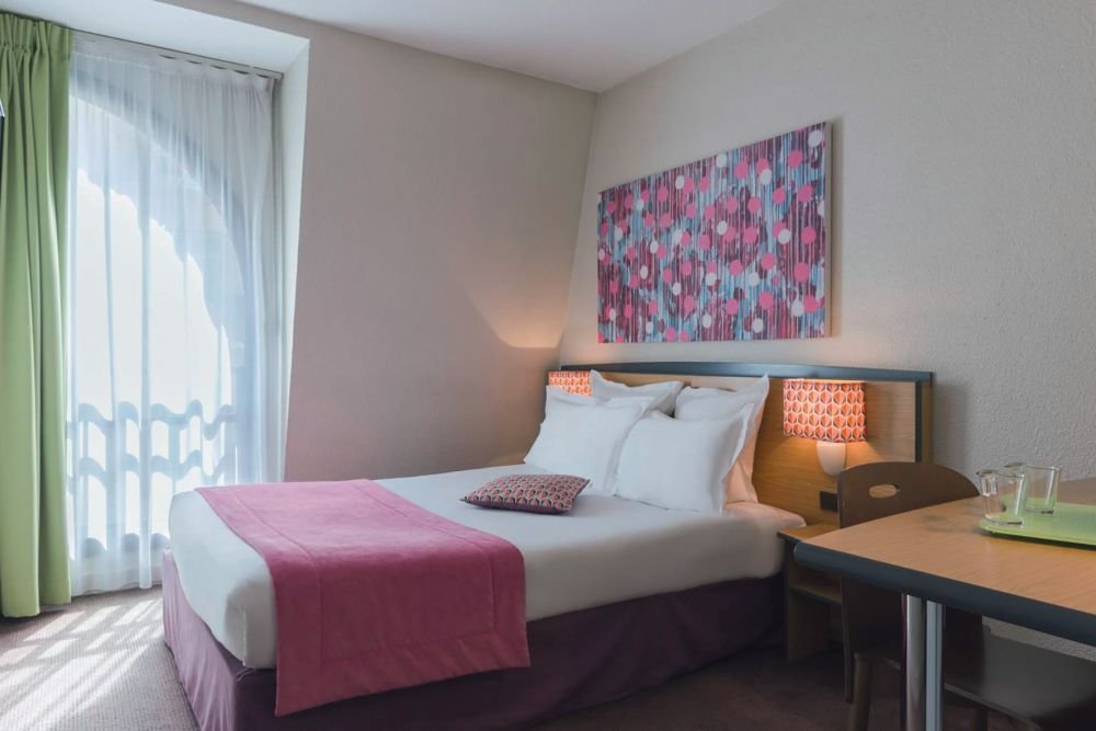 Hotel Paris Louis Blanc