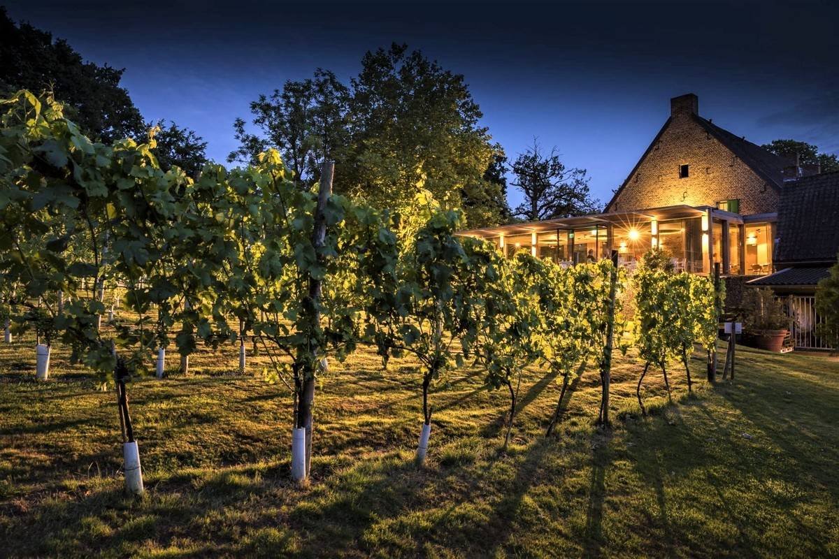 Hotel Winselerhof | Ervaar luxe en rust in 16e-eeuwse herenboerderij in Zuid-Limburg | incl. culinair 3-gangendiner
