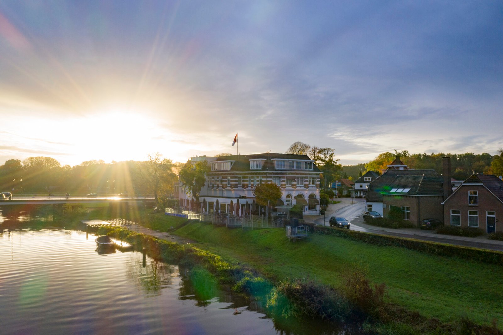 Hotel de Zon | 4-Daags verblijf aan de oevers van de Vecht | incl. 3-gangendiner