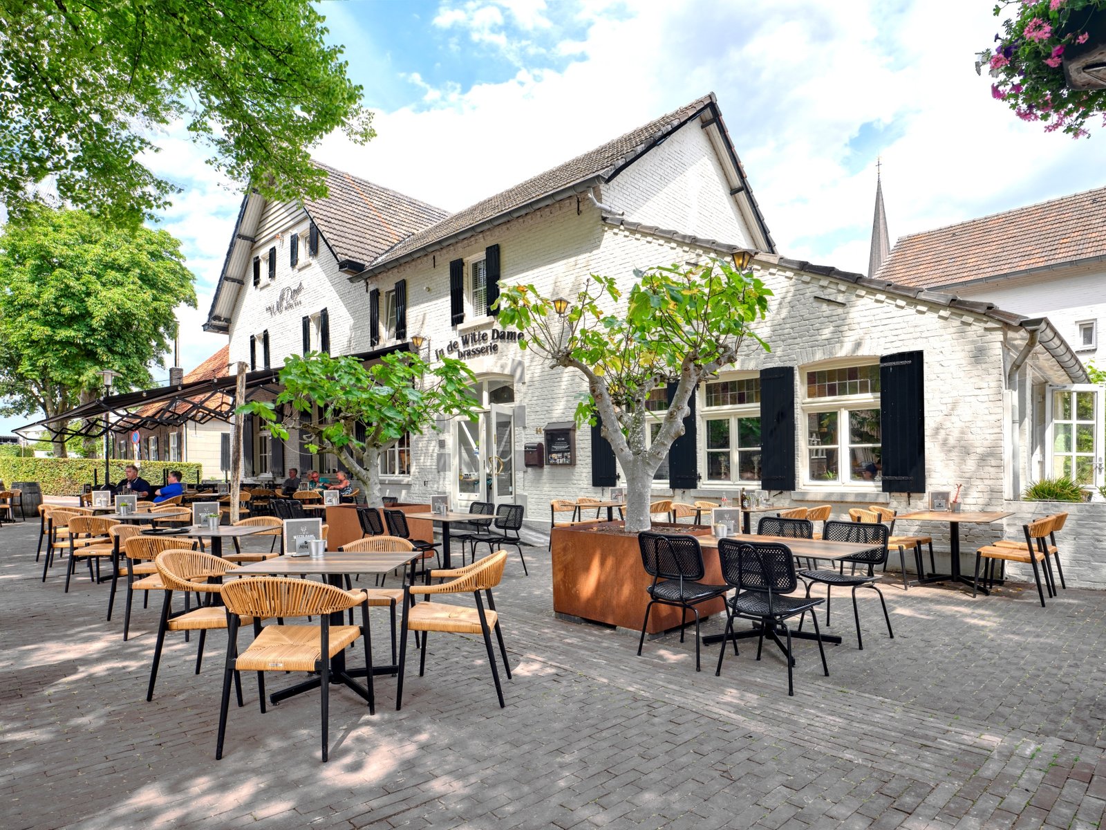 Hotel in de Witte Dame | Minivakantie: 4 dagen wandelen en fietsen in de prachtige omgeving van Noord-Limburg | incl. diner