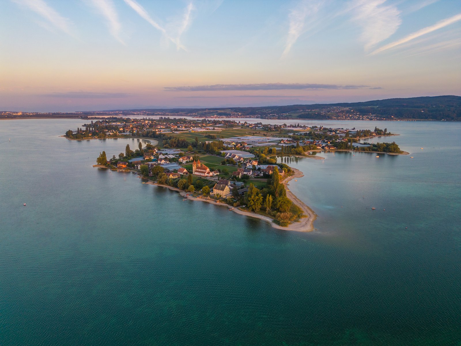 Hotel mein inselglück | Verken het Reichenau eiland in de Bodensee | incl. diner