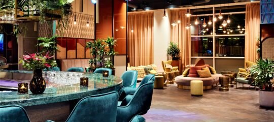 Lindner Hotel Antwerp - JdV by Hyatt | Belgische snacktour in elegant tophotel