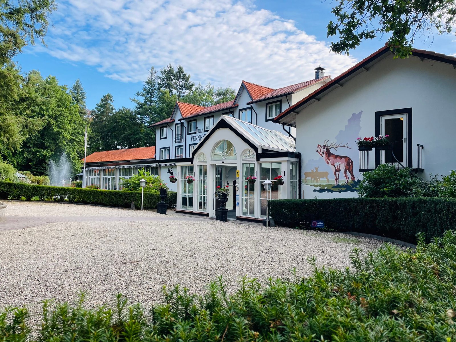 Villa Vennendal | Overnacht in een Landgoedhotel omgeven door de bossen van de Veluwe | Kies je eigen verblijfsduur