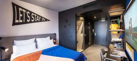 The Social Hub Vienna - Vlucht + hotel Wenen