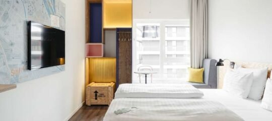 Hotel Schani - Vlucht + hotel Wenen