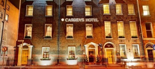 Cassidys Hotel - Vlucht + hotel Dublin