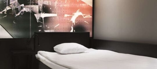 Comfort Hotel Xpress Stockholm Central - Vlucht + hotel Stockholm
