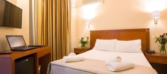 Marina Athens Hotel - Vlucht + hotel Athene