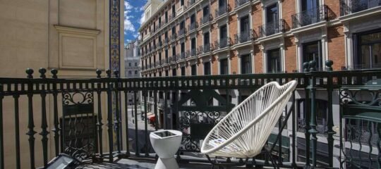 Casual Madrid Del Teatro - Vlucht + hotel Madrid