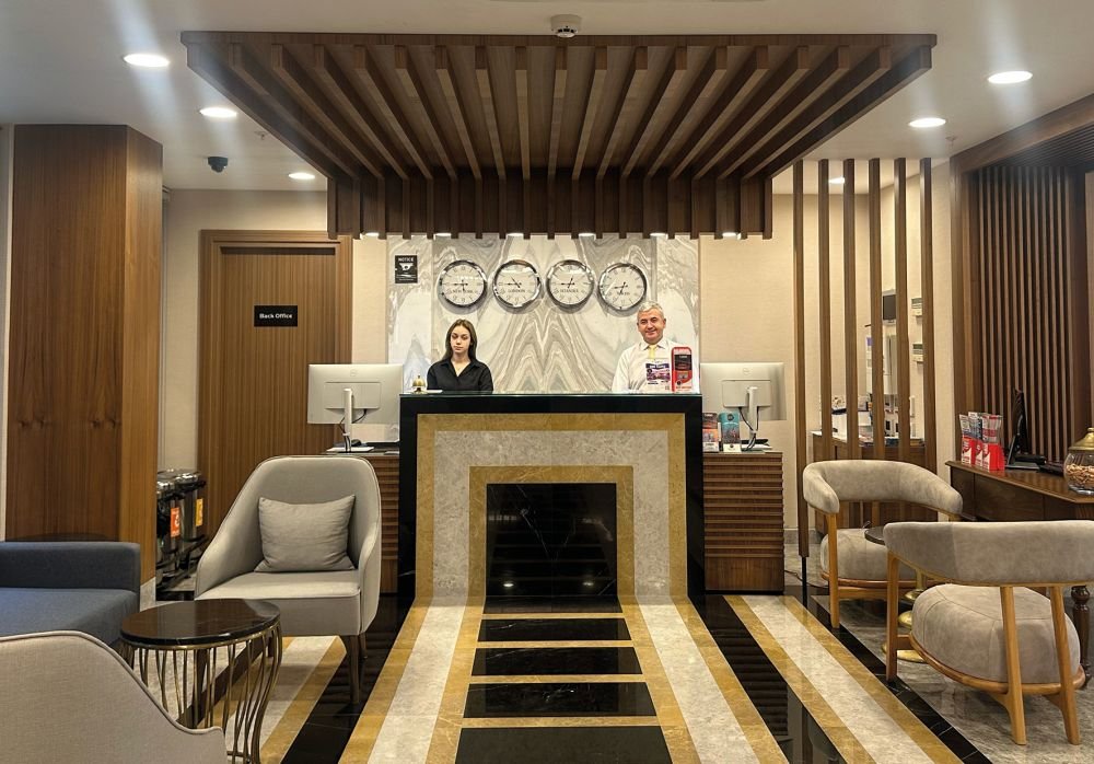 Sapphire Hotel
