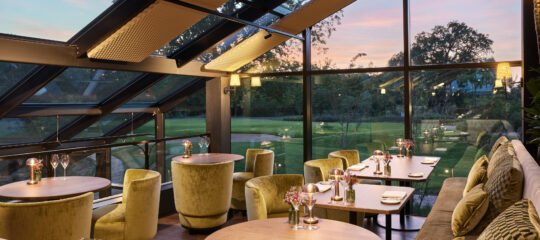 Van Oys Maastricht Retreat | Ervaar wereldklasse comfort in een 5-sterren superior hotel | incl. 4-gangendiner (MICHELIN Gids)