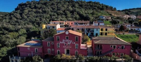 Stella dell Est - Vlucht + hotel Bari Sardo