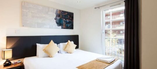 Stay City West End - Vlucht + hotel Edinburgh