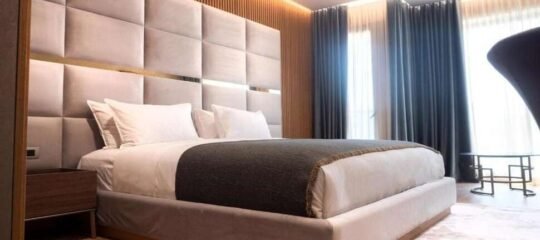 Marinaj Hotel - Vlucht + hotel Tirana