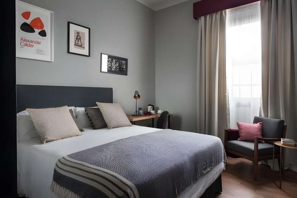 Hotel Joy C-hotels - Vlucht + hotel Florence
