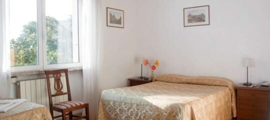 Hotel Antico Acquedotto - Vlucht + hotel Rome