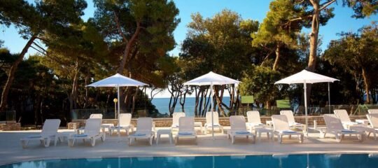 Park Plaza Arena - Vlucht + hotel Pula