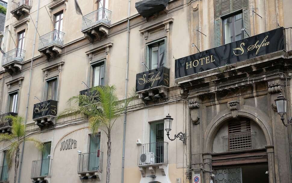 Hotel Sofia - Vlucht + hotel Catania
