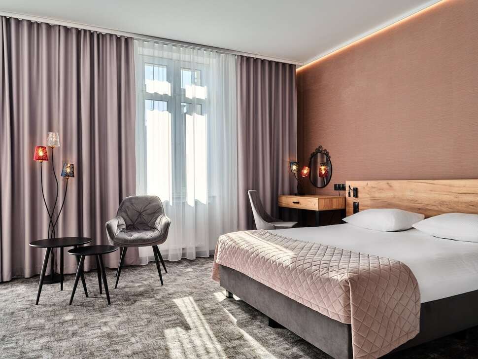 1891 Garni - Vlucht + hotel Krakau