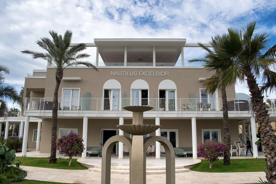 Hotel Nautilus Excelsior - Vlucht + hotel Cagliari
