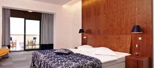 Hotel IN - Vlucht + hotel Biograd na Moru