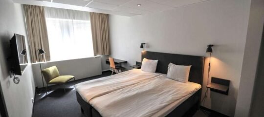 Moment Hotels - Vlucht + hotel Malmö