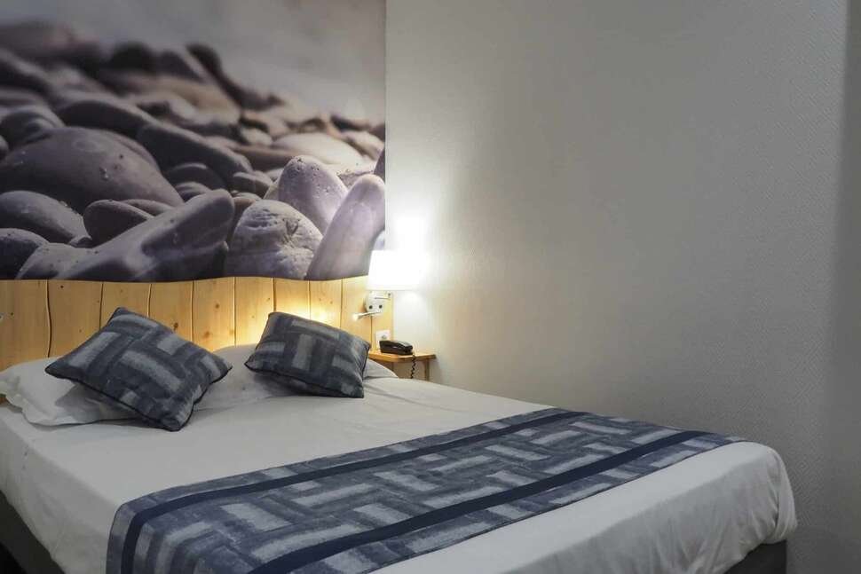 Hotel Busby - Vlucht + hotel Nice