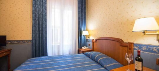Diana Park Hotel - Vlucht + hotel Florence
