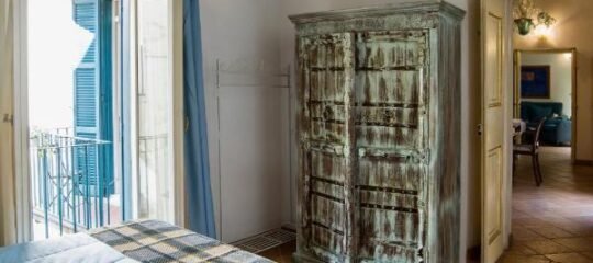 Trevi fountain apartment