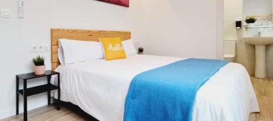Bilbao ROOMS & KITCHEN Santutxu