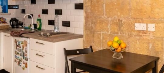 75 St Christopher Street, Valletta