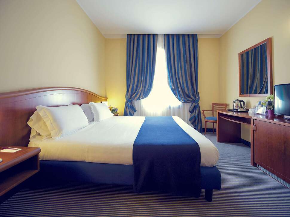 Mercure Genova San Biagio - Vlucht + hotel Genua