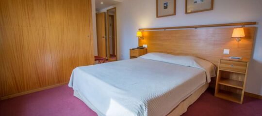 Hotel do Lago - Vlucht + hotel Braga